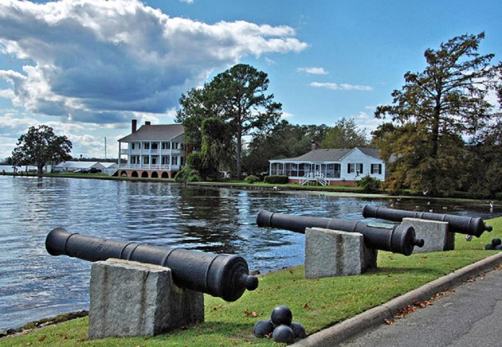 The Edenton Collection-The Granville Queen Inn Exterior foto