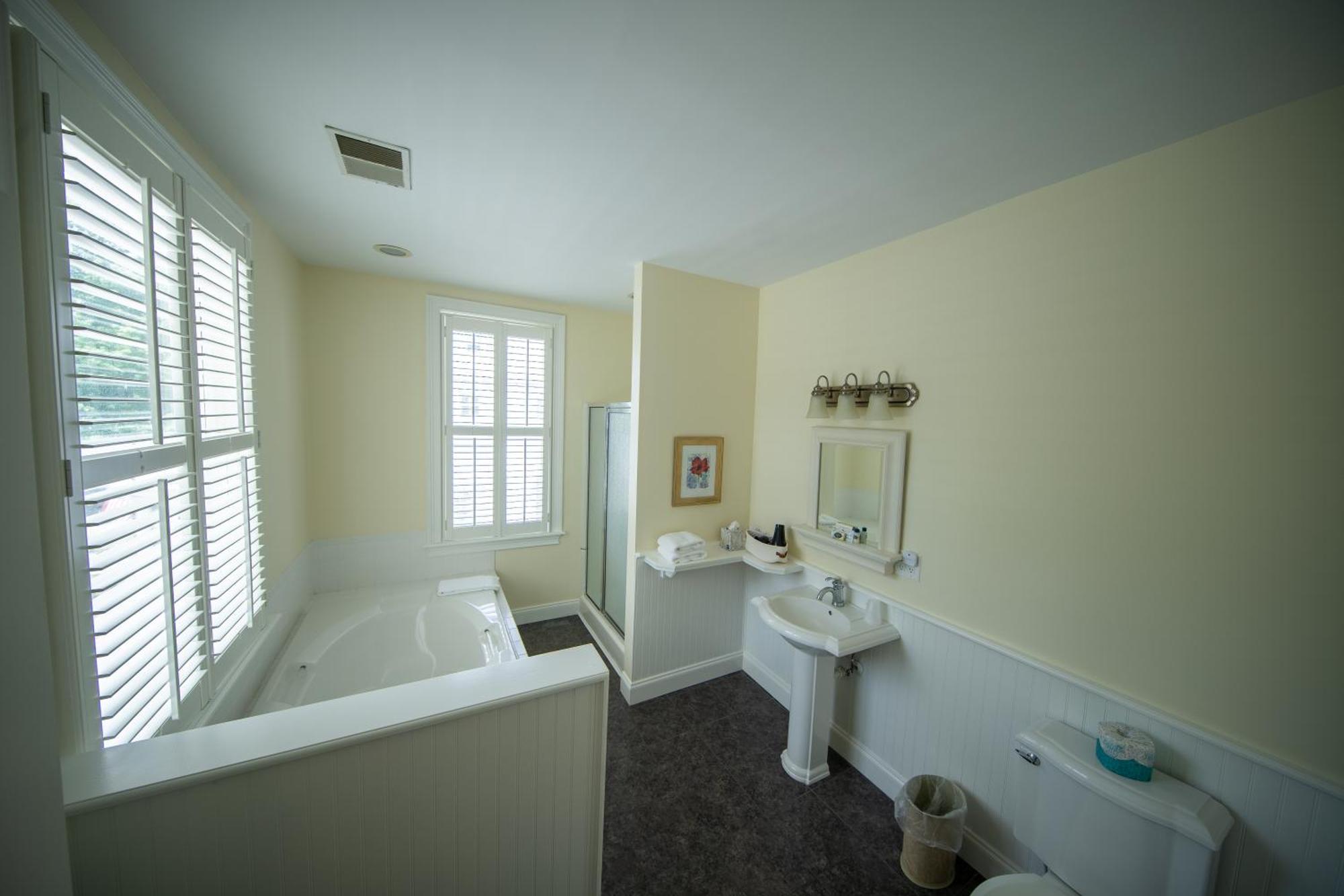 The Edenton Collection-The Granville Queen Inn Habitación foto